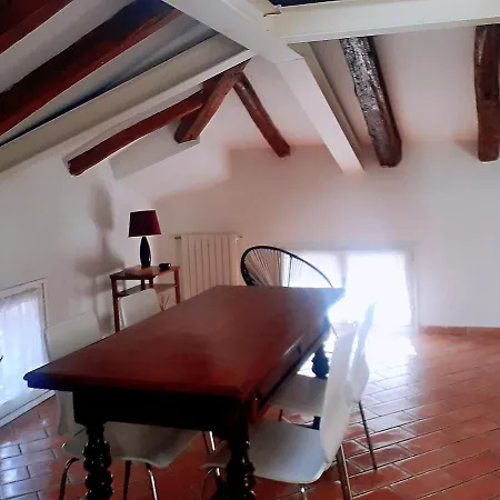 Poros Appartmento Centro Storico Apartman Bologna