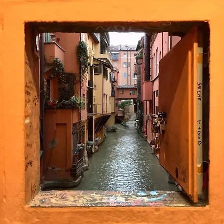 Poros Appartmento Centro Storico شقة *